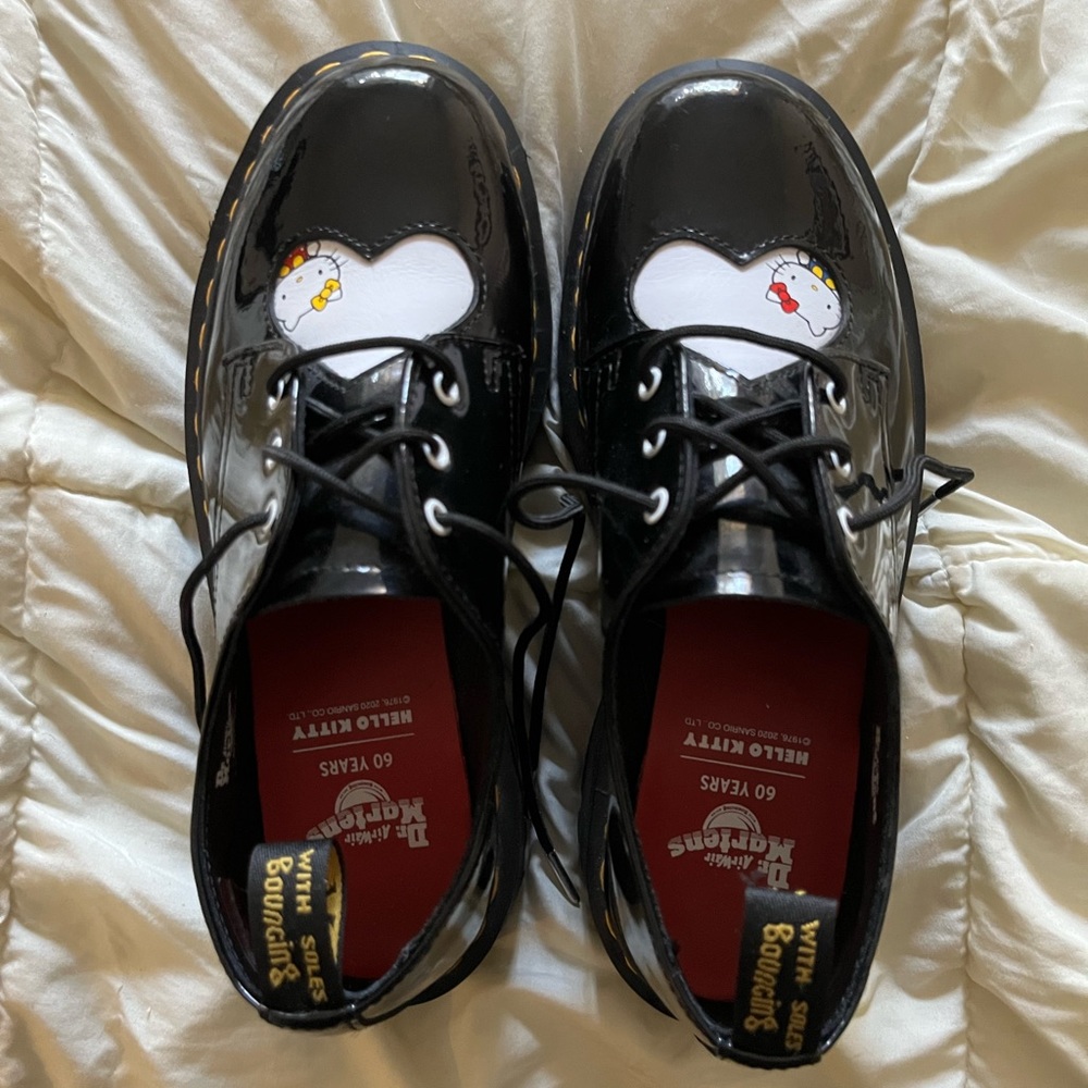 Sanrio Hello Kitty & Friends x Dr Martens 1461 platform shoes Size 8 US/6 UK - Picture 1 of 3